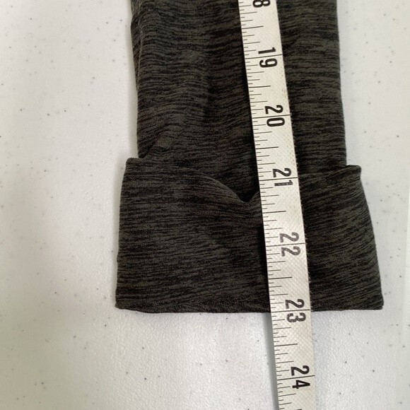 Puma Running Pullover Hoodie Top Warm Cell Long Sleeve Thumb Hole Activewear - Picture 10 of 15